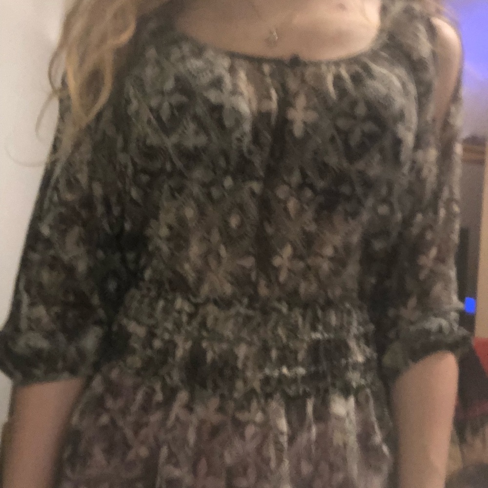 Polyester long-sleeve blouse